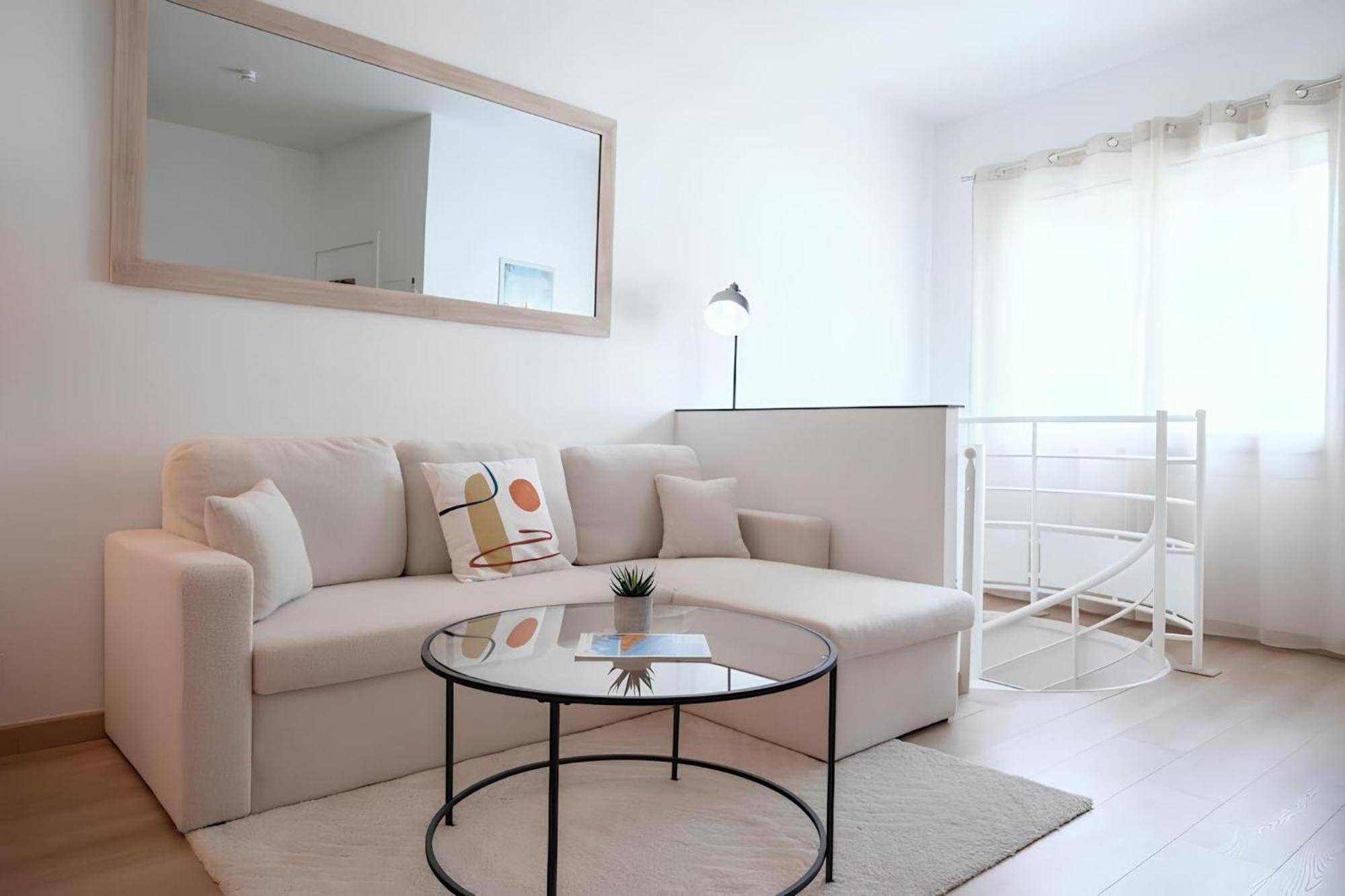 Cozy Appartement Plein Centre, Proche Gare/Plage Menton Exterior foto